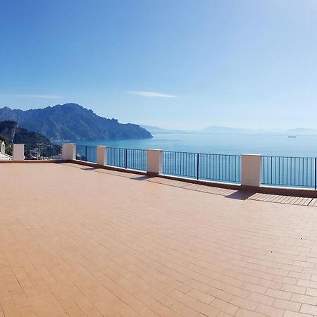 Апарт отель Amalfi Hills Экстерьер фото