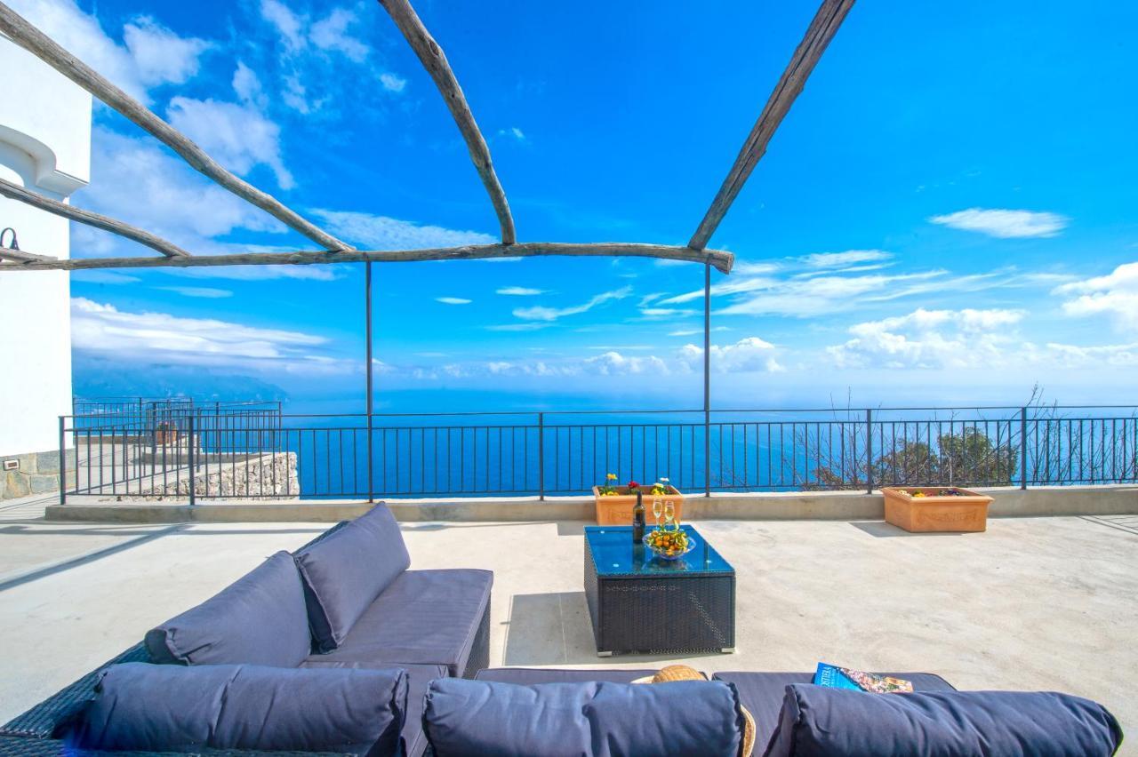 Апарт отель Amalfi Hills Экстерьер фото