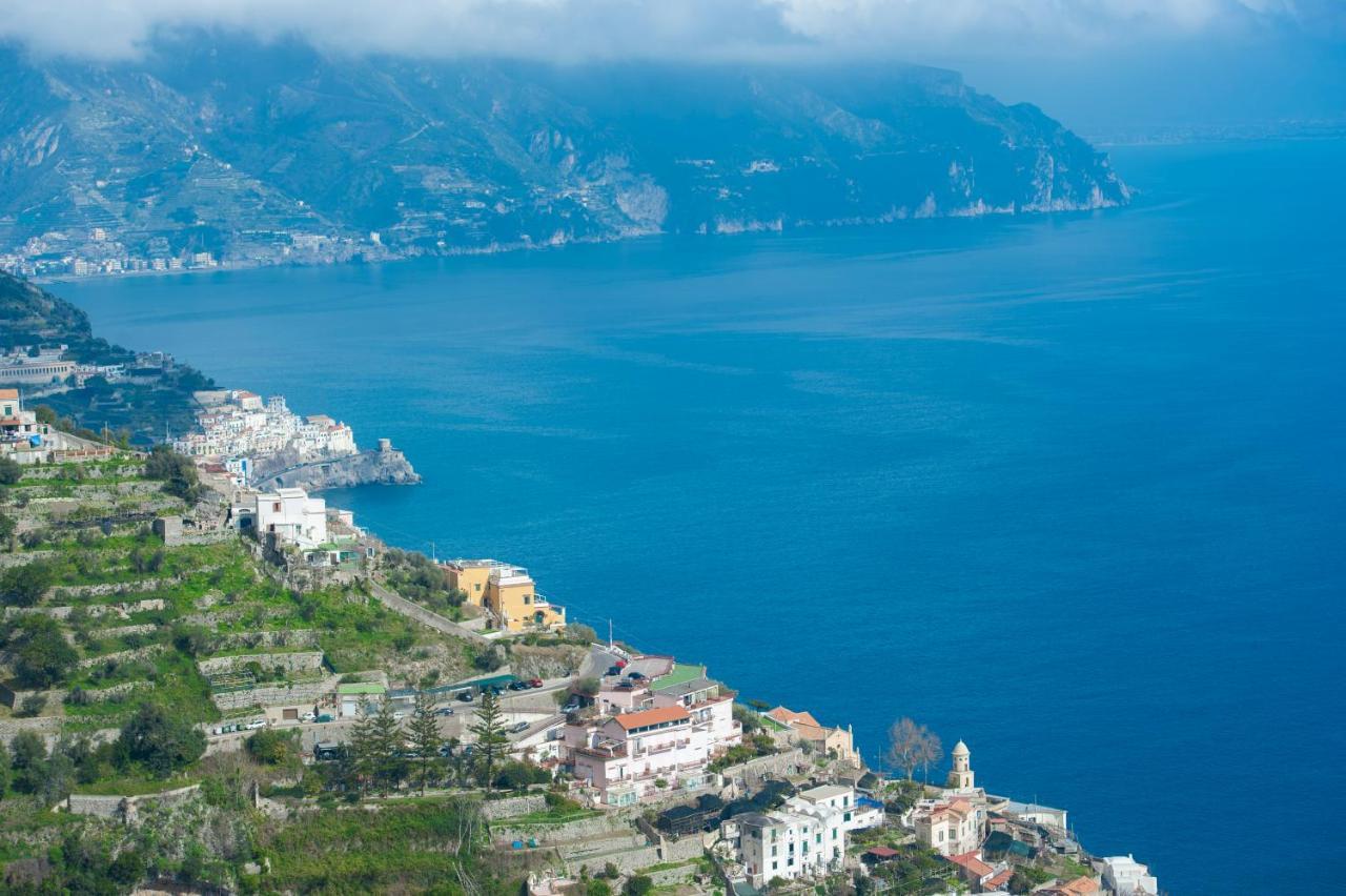 Апарт отель Amalfi Hills Экстерьер фото