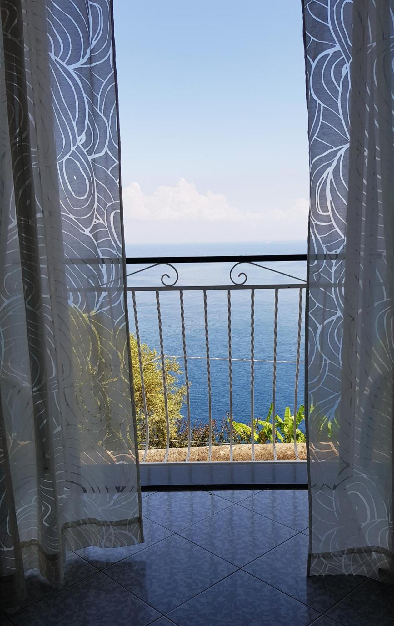 Апарт отель Amalfi Hills Номер фото