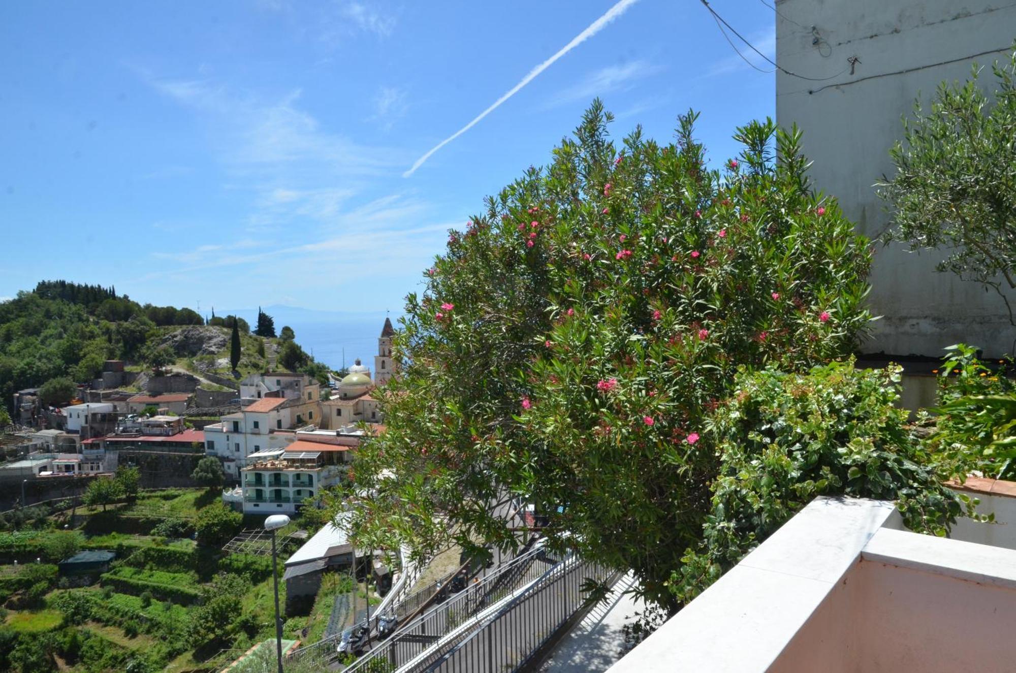 Апарт отель Amalfi Hills Номер фото